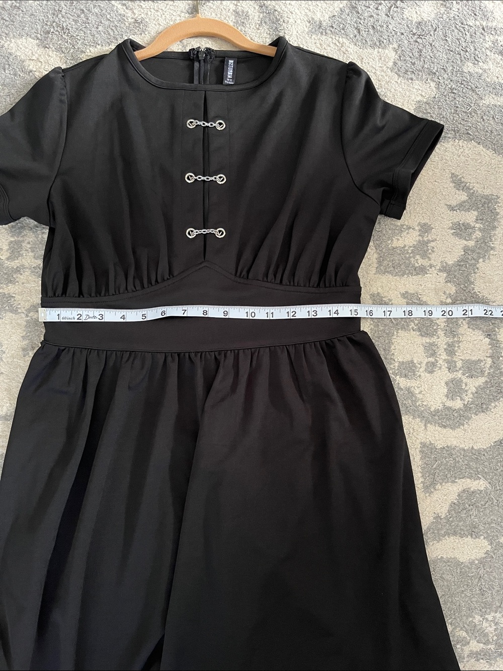 Disturbia Chain Midi Dress - Picture 9 of 9
